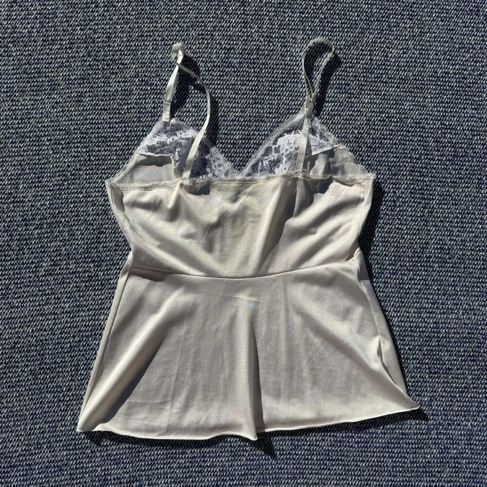 Vintage Vanity Fair White Nylon Lace Camisole Size 32